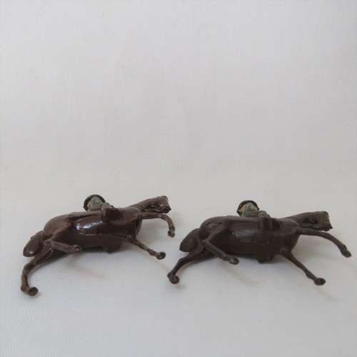 Lot of 3 vintage mounted troops lead soldiers
