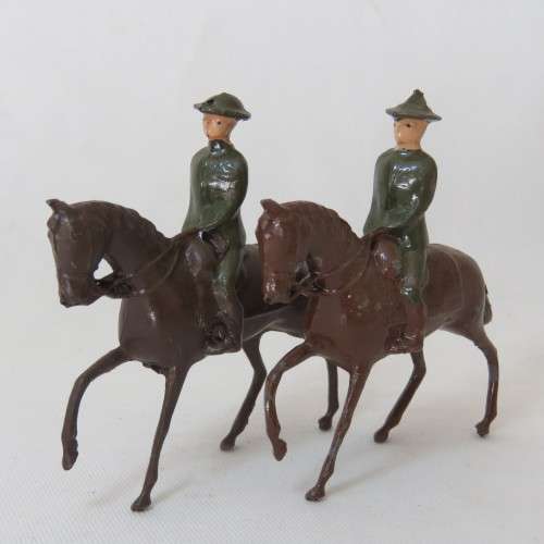 Lot of 3 vintage mounted troops lead soldiers
