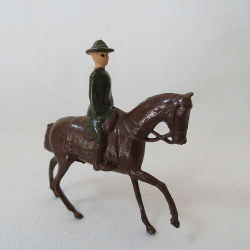 Lot of 3 vintage mounted troops lead soldiers