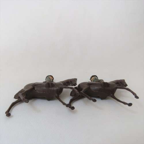 Lot of 3 vintage mounted troops lead soldiers