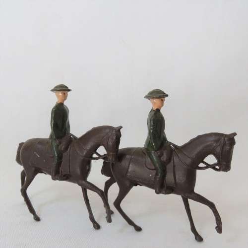 Lot of 3 vintage mounted troops lead soldiers
