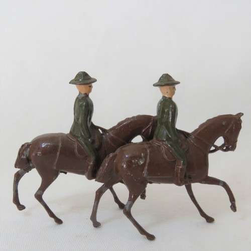 Lot of 3 vintage mounted troops lead soldiers