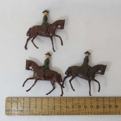Lot of 3 vintage mounted troops lead soldiers