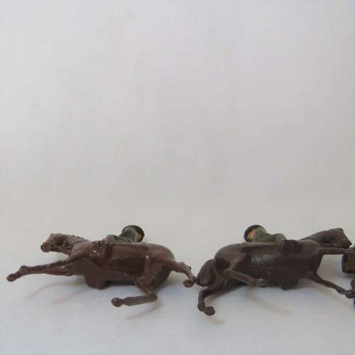 Lot of 3 vintage mounted troops lead soldiers