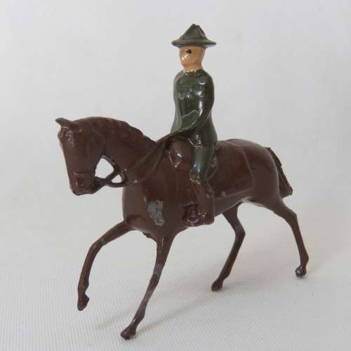Lot of 3 vintage mounted troops lead soldiers