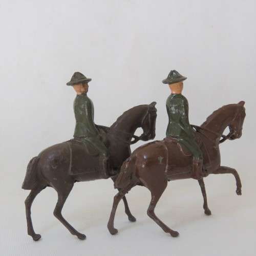 Lot of 3 vintage mounted troops lead soldiers