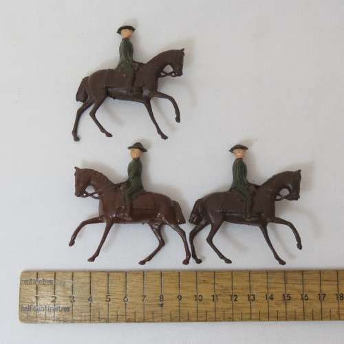 Lot of 3 vintage mounted troops lead soldiers