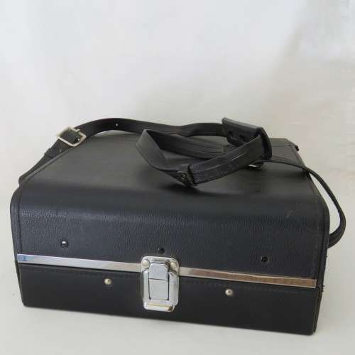 Vivitar hard camera lens bag - Good condition - 27,5 x 26 cm