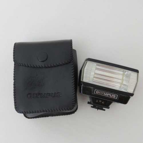 Olympus flash Electronic T20 in bag