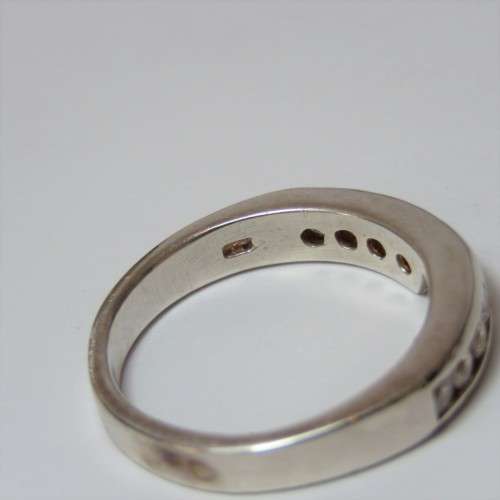 Sterling silver ring with 6 stones - Size O - 4,0 g