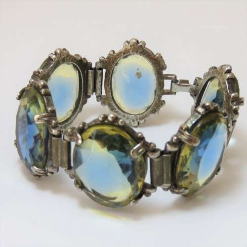 Vintage 1950/1960 costume bracelet with mystic stones - Beautiful item - Clasp must be fixed