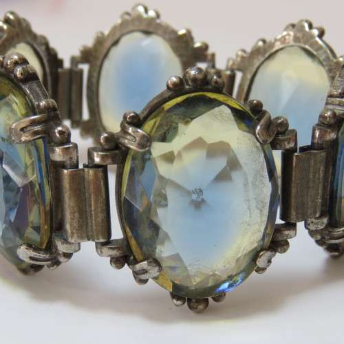 Vintage 1950/1960 costume bracelet with mystic stones - Beautiful item - Clasp must be fixed