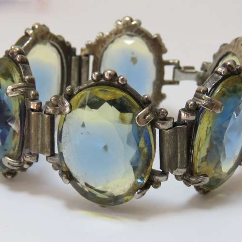 Vintage 1950/1960 costume bracelet with mystic stones - Beautiful item - Clasp must be fixed