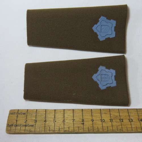Pair of SA Air Force Second Lieutenant rank epaulettes