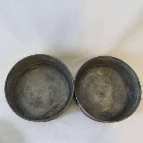 Antique brass lunchbox - Still in good condition
