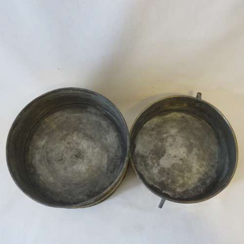 Antique brass lunchbox - Still in good condition