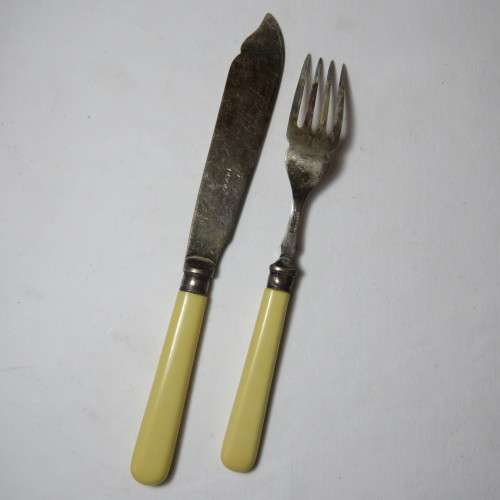 EPNS 12 piece vintage fish cutlery set - In original box