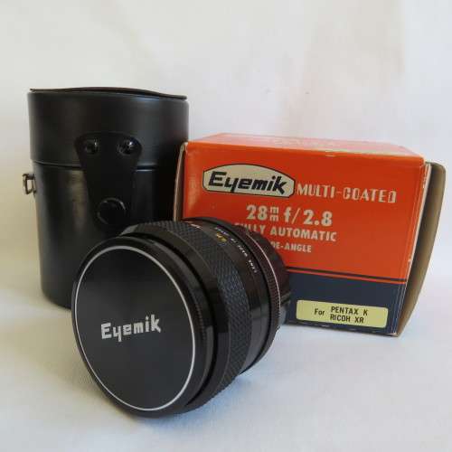 Eyemik Multi Coated 28 mm f 2.8 fully automatic wide angle lens for Pentax K, Ricoh XR