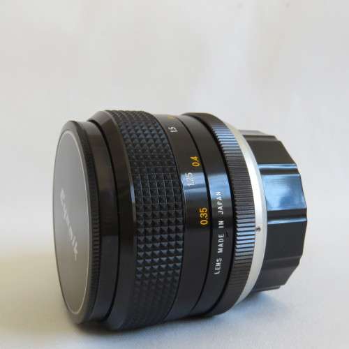 Eyemik Multi Coated 28 mm f 2.8 fully automatic wide angle lens for Pentax K, Ricoh XR