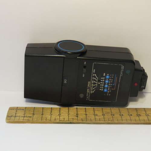 Vivitar auto thyristor 2800 flash - Used but still good - Working
