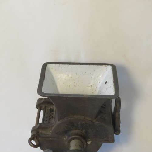Antique D.R. Patent no.12 tobacco shredder - Needs one set of blades
