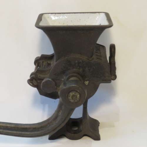 Antique D.R. Patent no.12 tobacco shredder - Needs one set of blades