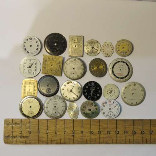 Lot of 20 watch faces