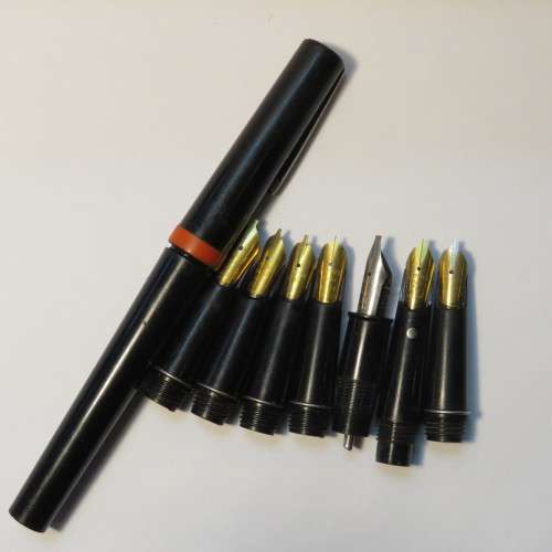 Osmiroid Italic Fountain pen set with 8 nibs