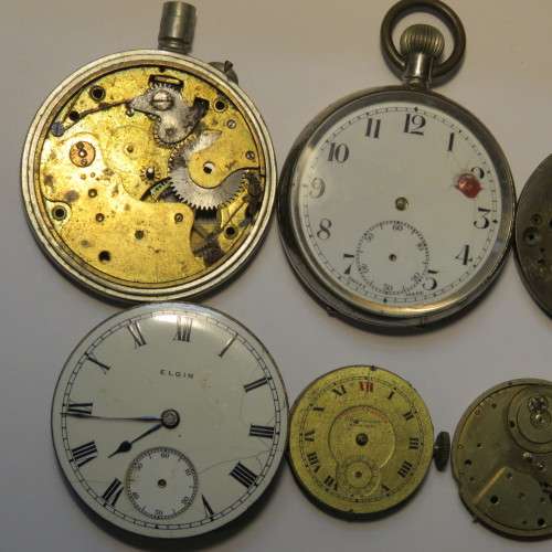 Lot of broken pocket watches for parts