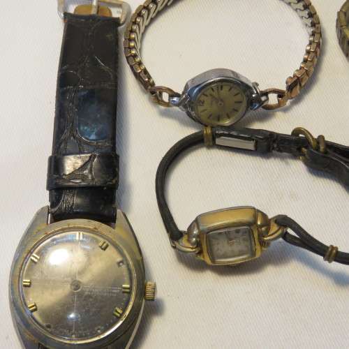 Lot of 8 vintage mechanical watches for spares