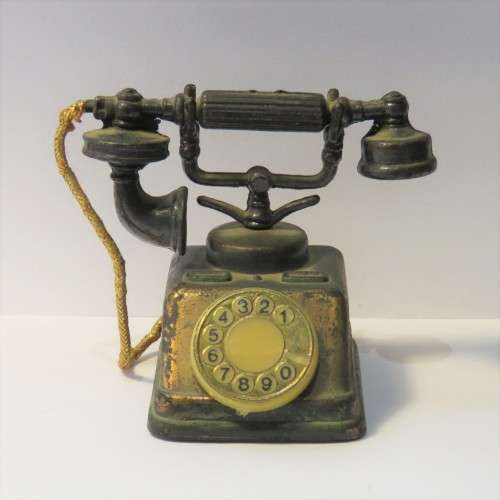 Vintage Durham Industries cast iron telephone - Doll house miniatures