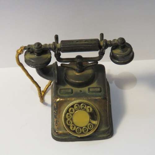 Vintage Durham Industries cast iron telephone - Doll house miniatures