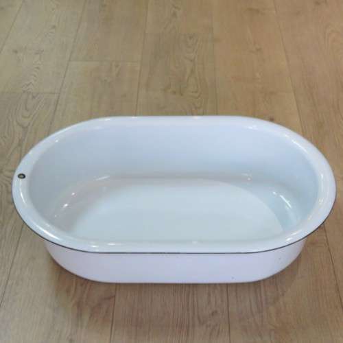 Vintage enamel bath for baby - Still in excellent condition - Size 46 x 72 cm