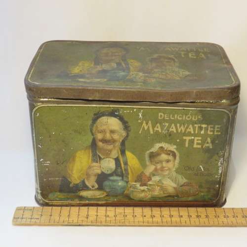 Ouma Mazawattee tea tin with over 900 antique and vintage buttons