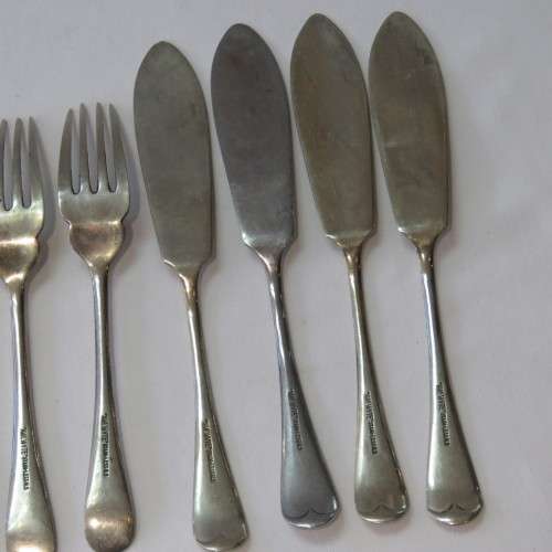 Lot of 8 vintage fish knives and forks