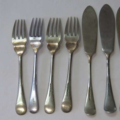 Lot of 8 vintage fish knives and forks