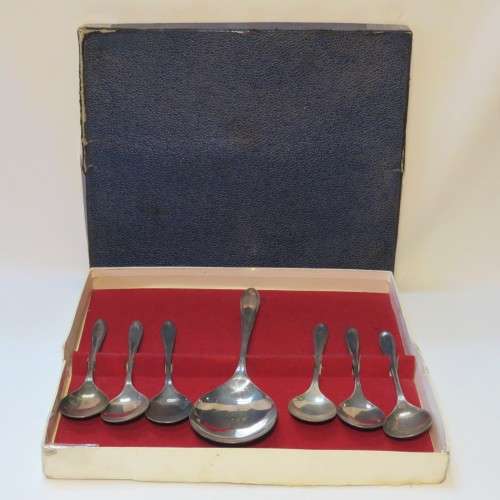Seranco silverplate 6 pudding spoons with dishing up spoon in original (damaged) box