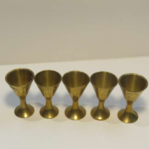 Miniature Brass urn with 5 cups
