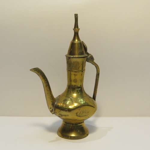 Miniature Brass urn with 5 cups