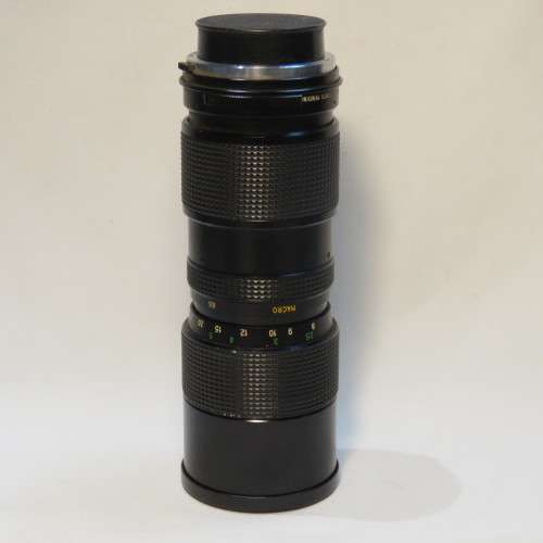 Vivitar 85mm-205mm zoom lens - Macro focus - Auto Zoom for Olympus camera