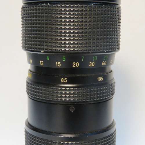 Vivitar 85mm-205mm zoom lens - Macro focus - Auto Zoom for Olympus camera
