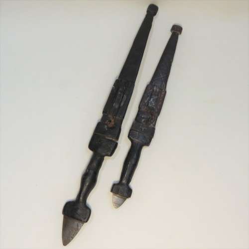 Southern Algeria Tuareg daggers - Original Leather clad with bloodletting spikes - Top quality