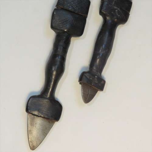 Southern Algeria Tuareg daggers - Original Leather clad with bloodletting spikes - Top quality
