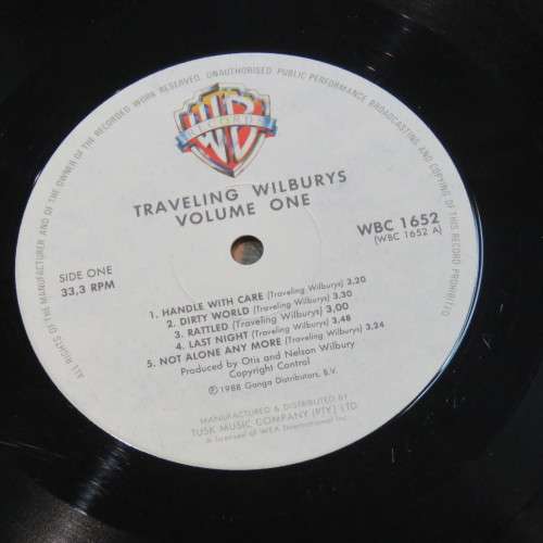 Vintage Vinyl record LP 33 rpm The Travelling Wildbury`s - Tusk records 1988 - WBC 1652