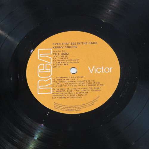 Vintage Music LP Vinyl 33 rpm Kenny Rodgers - Eyes that see in the dark - RCA 1983 - TRL3502
