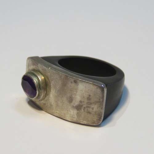 Vintage sterling silver & Ebony mens/womens ring with amethyst - Size R