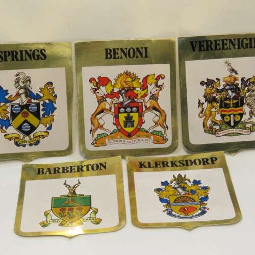 Lot of 5 vintage caravan Town Emblem stickers - Unused