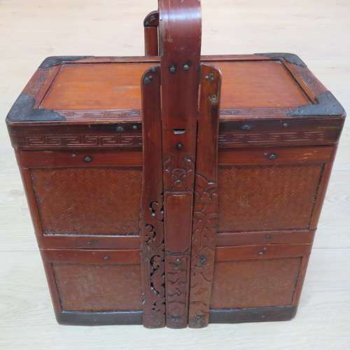 Chinese stackable wicker basket with handle - 45 cm High - Top 21 x 36 cm