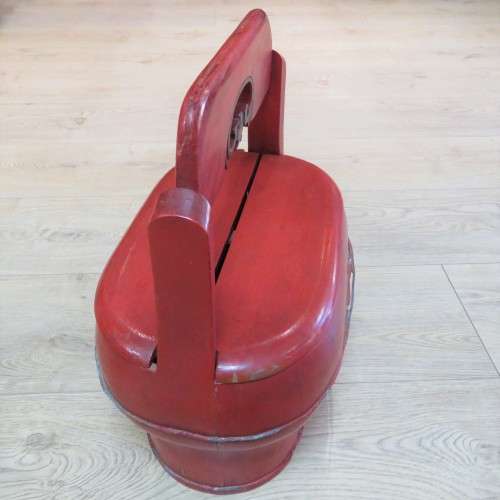 Chinese red lacquered lunch box - Base 20 x 36 cm - 47 cm High