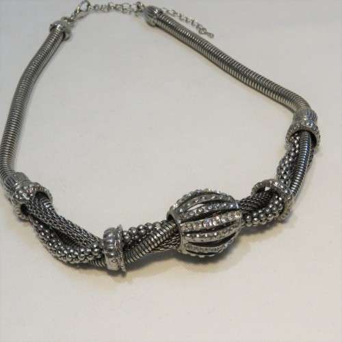 Vintage costume jewellery choker necklace - Adjustable